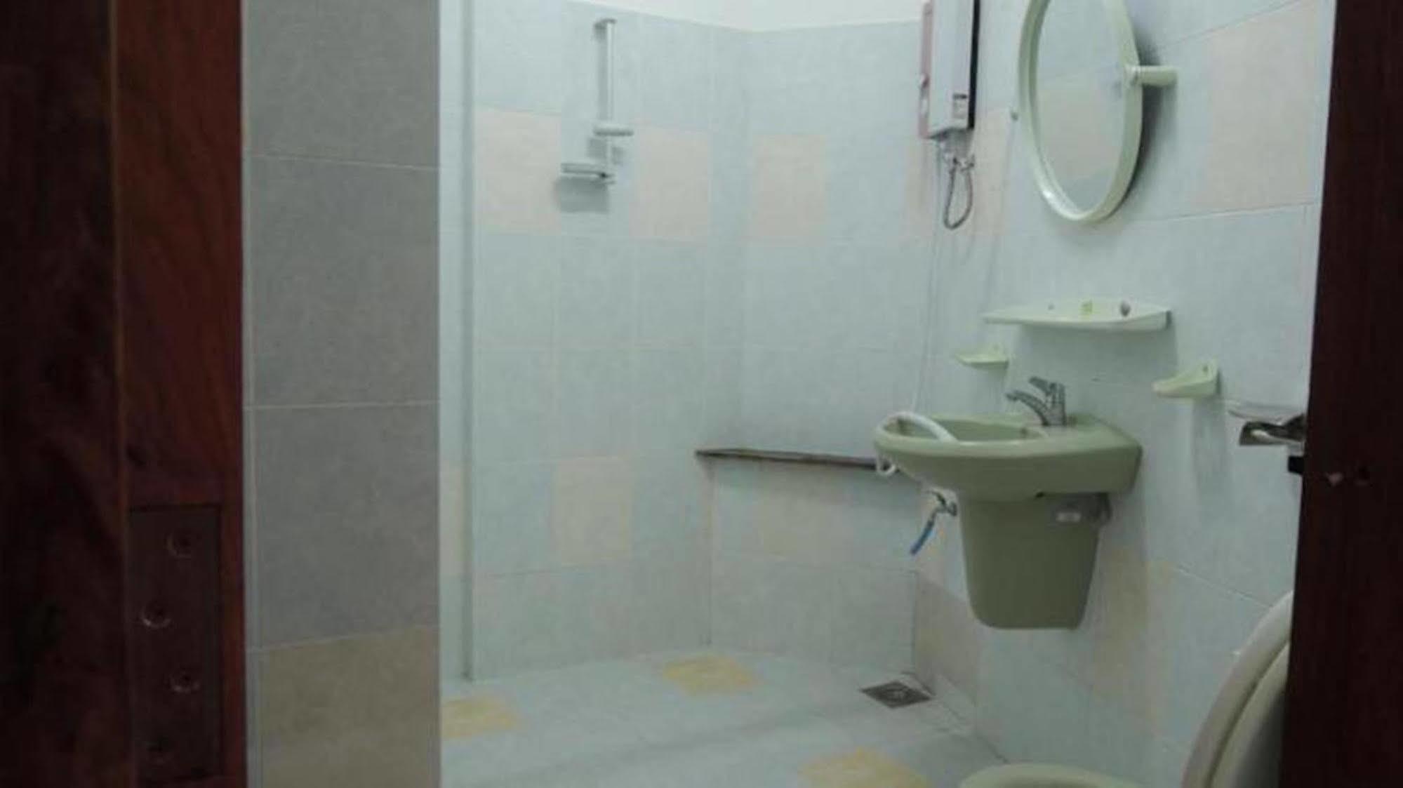 Bach Duong Hotel Фан Тиет Екстериор снимка